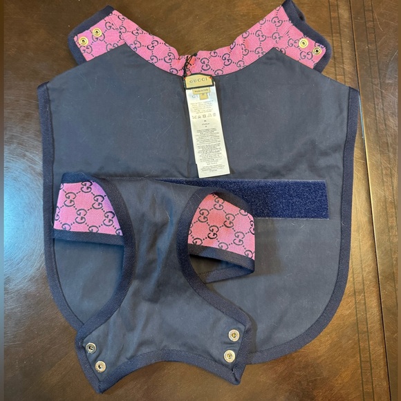 New Authentic Gucci Pink GG Logo Dog Trench Coat - Picture 16 of 16